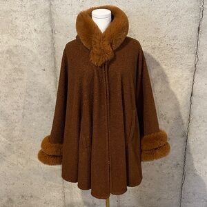 Dahlia Brown Cape Coat with Faux Fur Trim | Old Money | Elegant Glam | Size L
